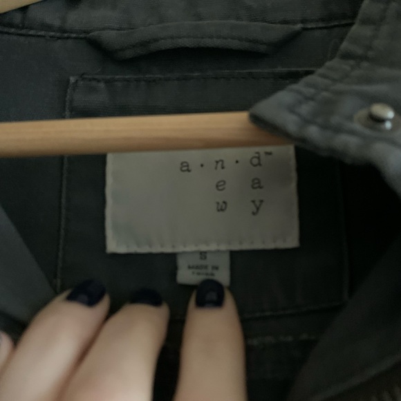 Fall/Spring Utility Jacket - Picture 2 of 3